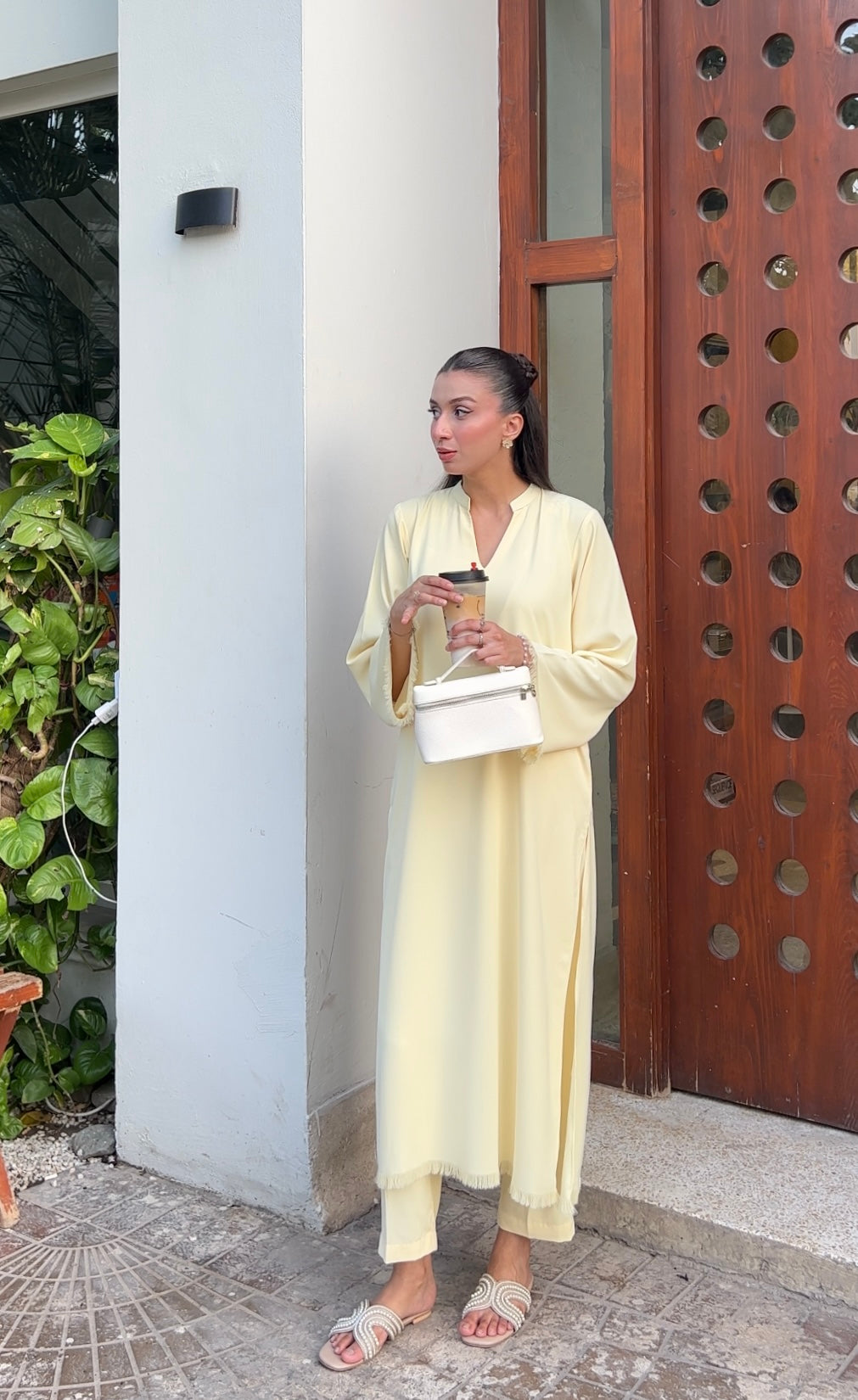 Butter yellow set